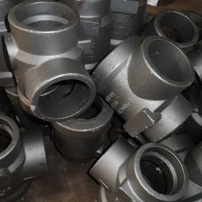 OEM สีเทาเหล็กส่วนท่อและ CNC Machining ± 0.1mm ความอดทน