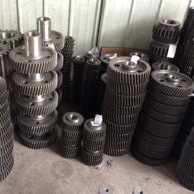 OEM Helical Bevel Gear Iron Casting Parts สําหรับเครื่องจักรการเหมืองแร่